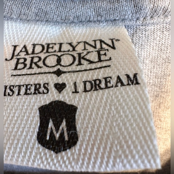 Coffee Queen Graphic T-shirt. Grey & Pink. Size Medium - Picture 5 of 6